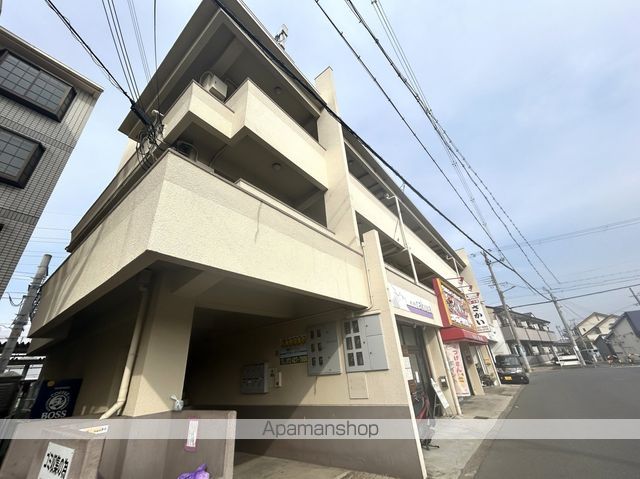 岸田マンションの外観写真