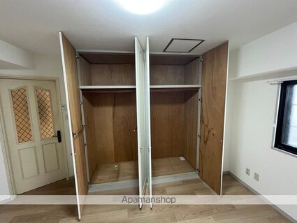 ロイヤルアネックスシエナ[2LDK/88.56m2]の収納