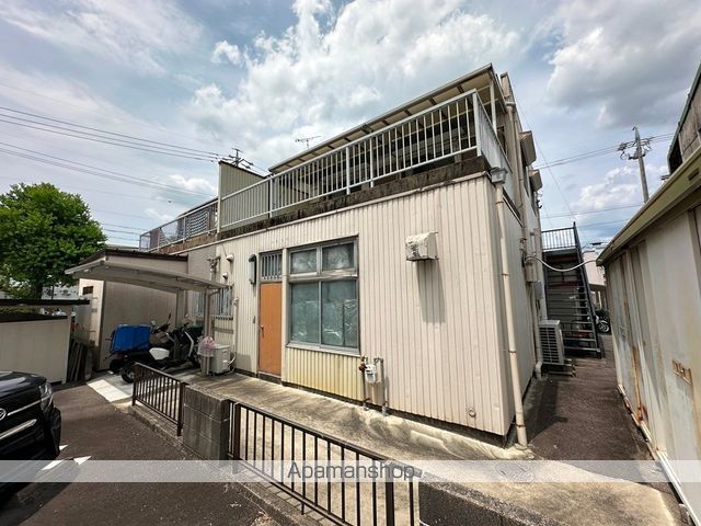 アイニーズビルの外観写真