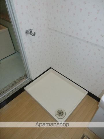 博多駅前ビルの内装写真