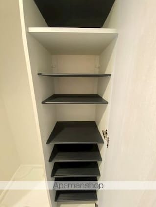 ベルシードステアー小竹向原[1K/20.63m2]の収納