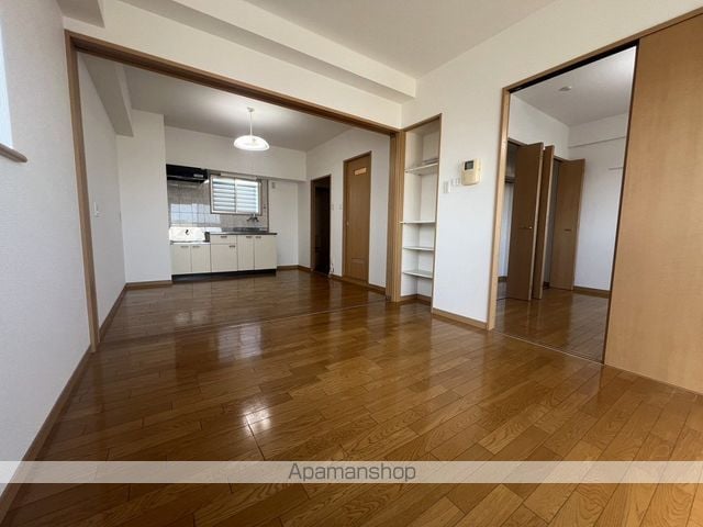 デュアルカーサ横町の内装写真