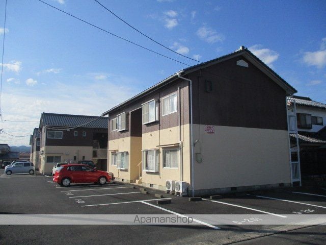 メゾンレリヤの外観写真