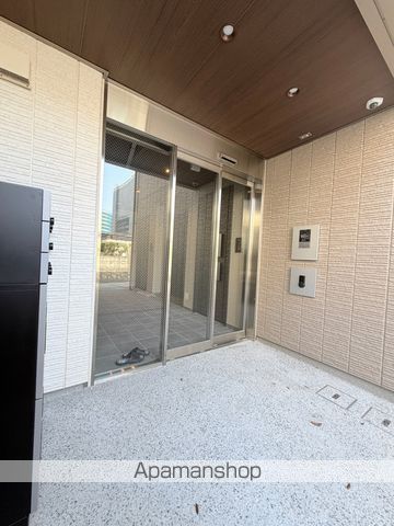 スプレンドーレ新金岡の玄関写真