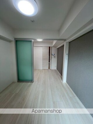 東京都新宿区北新宿４丁目[2K/25.36m2]の内装3