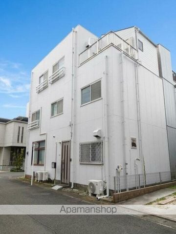 見附町戸建貸家の外観写真