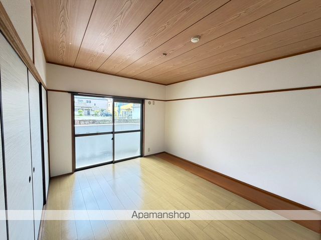 エステート谷山C棟の内装写真