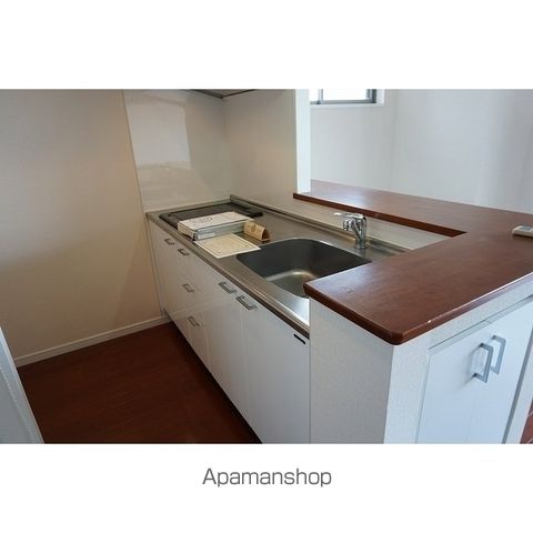 ラクレイス西新の内装写真