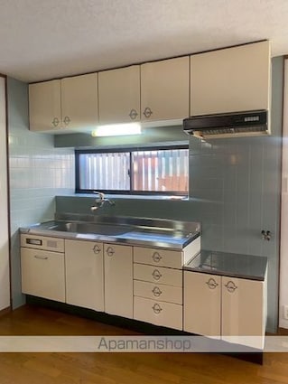 和田一戸建て[3LDK/87.39m2]のキッチン