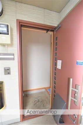 ミロワール　Ａ棟[3LDK/64.84m2]の玄関