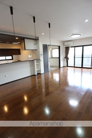 アーデントクレイル山口湯田弐番館の内装写真
