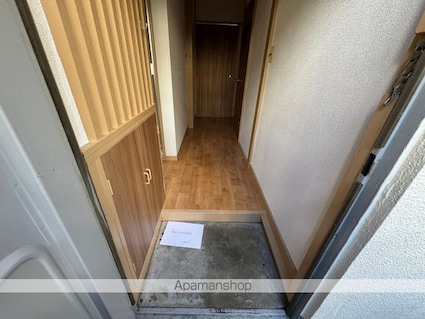 第二かずさ荘[1K/21.26m2]の玄関