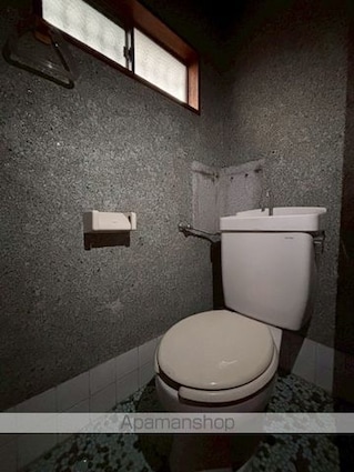 松戸市根木内戸建[2LDK/59.48m2]のトイレ