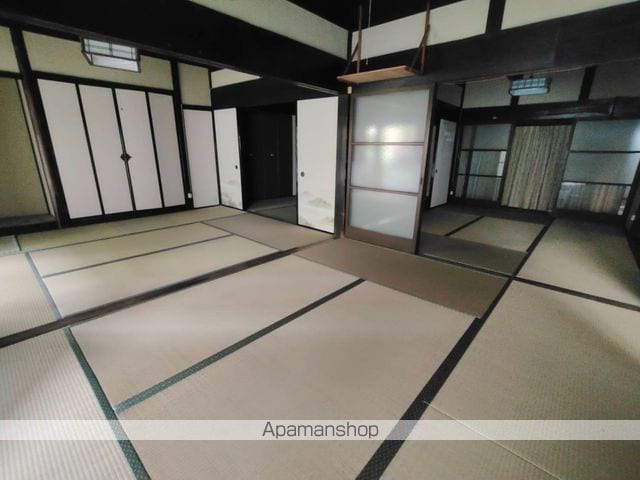 東近江市猪子町貸家の内装写真