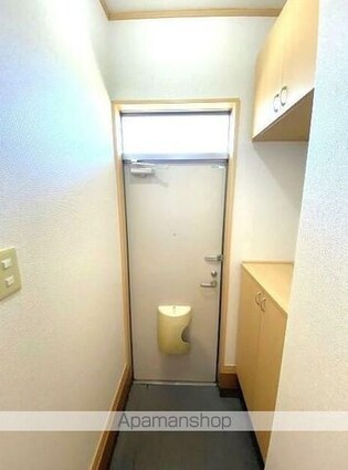 アーバニズム７５Ａ・Ｂ[2LDK/43.88m2]の玄関