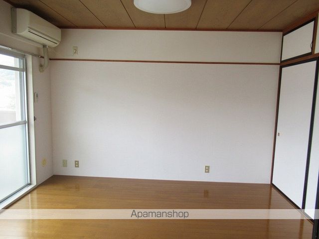 リバーサイド山岸の内装写真