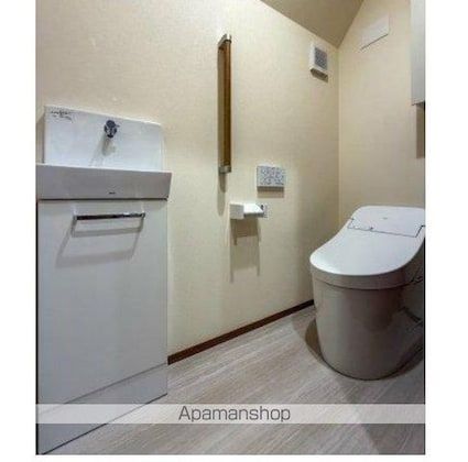 東京都世田谷区駒沢２丁目[3LDK/127.49m2]のトイレ