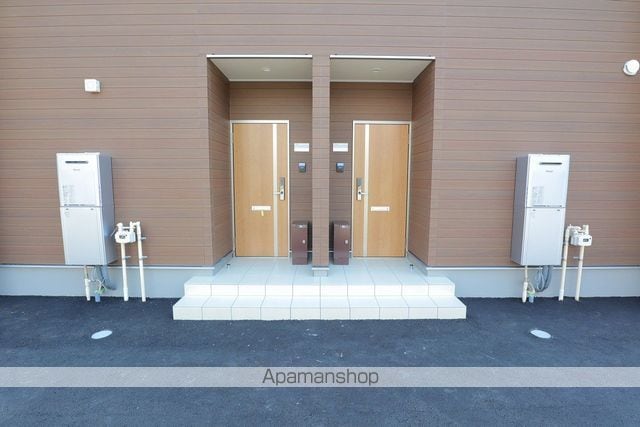 ルミエールうずらの玄関写真