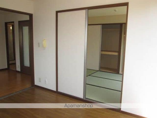 メゾン雑賀の内装写真