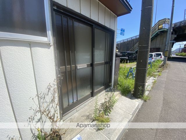 函館本線 五稜郭駅 徒歩20分 1階建 築62年の玄関写真