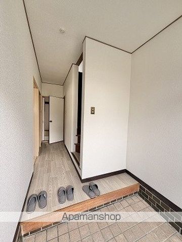 岩出市 2階建 築51年の内装写真