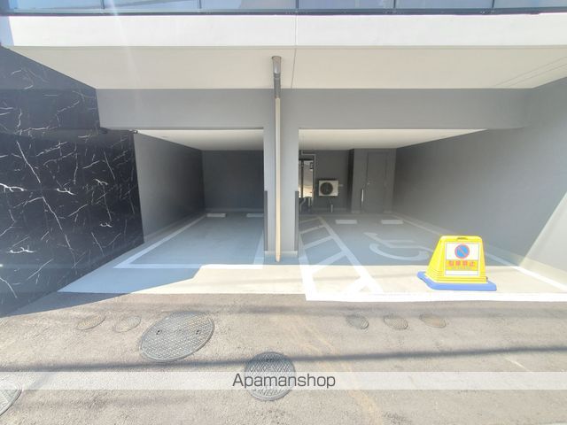 リージア三軒茶屋[2LDK/54.41m2]の駐車場