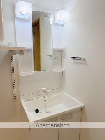 アルティザ瓦屋町IIの内装写真