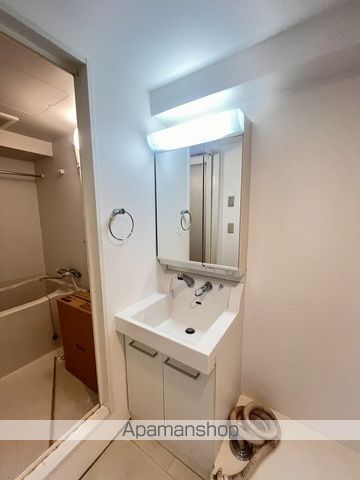 レジディア大通西の内装写真