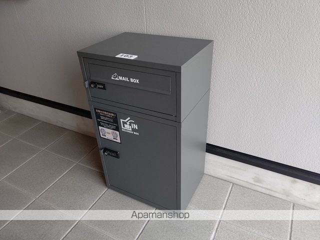 フォンターナGの玄関写真