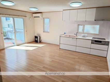 サンルーム長者[4SLDK/105.98m2]のリビング・居間