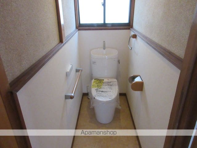 東畦貸家の内装写真