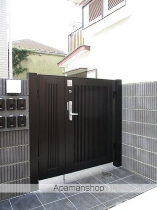 東京都三鷹市井の頭３丁目[1R/12.42m2]のエントランス2