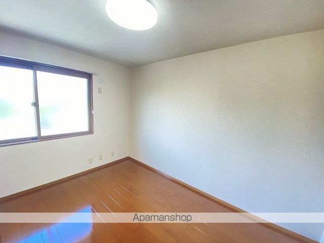 ロイヤルガーデン沢村 DEFの内装写真