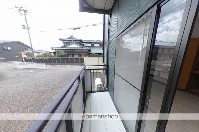 クリスタル女池 Aの内装写真