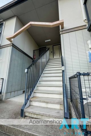 アクセスS.K B棟の玄関写真