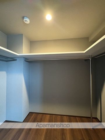MODERN ASPIRATION 箱崎AXIAの内装写真