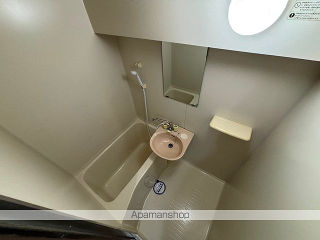 ロイヤルピジョン八田の内装写真