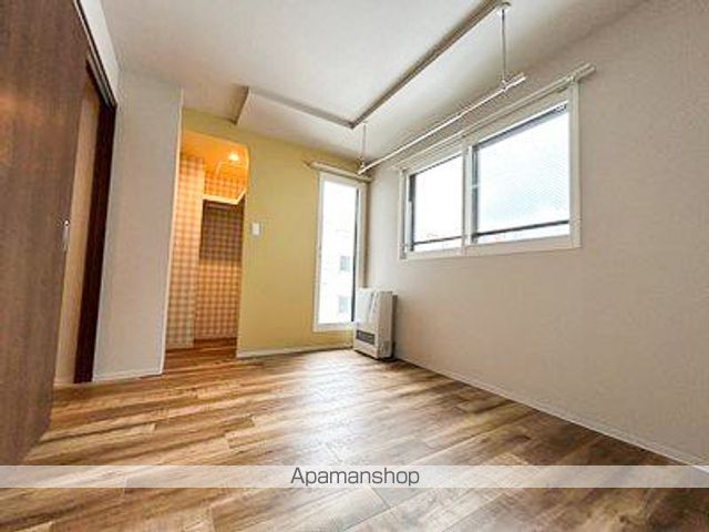 RESIDENCE SHINMEI HONGOU WEST(レジの内装写真
