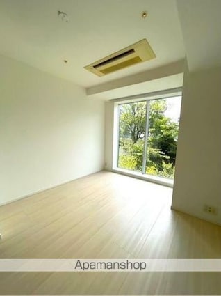 パークコート神宮前[1LDK/44.73m2]のリビング・居間