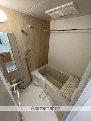 ＣＲＥＡＴＩＦ池袋[2LDK/47.4m2]のバス