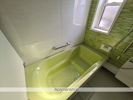 駅東Ａ邸[2LDK/83.21m2]のバス