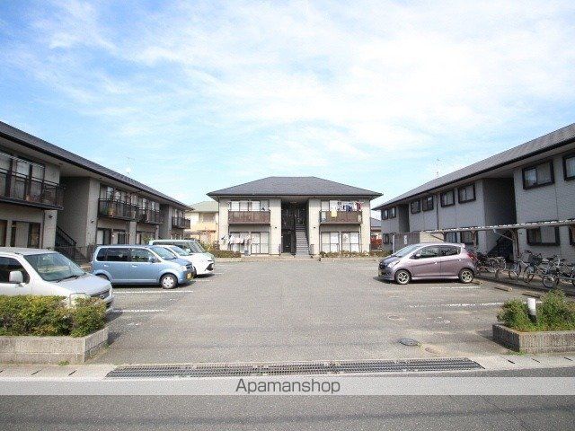 フォブール原田A棟の玄関写真