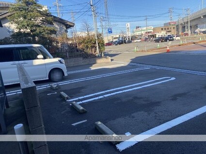 フィーノ[1LDK/46.57m2]の駐車場
