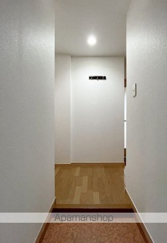 ニューガイアリルーム西新南No67の内装写真