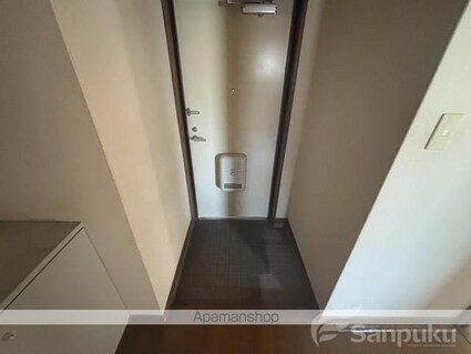 アンビエンテ高岡[3DK/55m2]の玄関