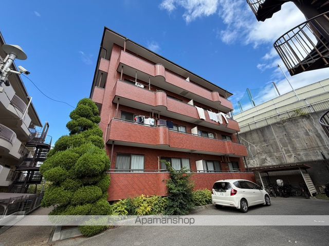 千里泉マンションIIの外観写真