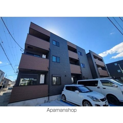 LOUIS APARTMENT 豊中蛍池 イーストの外観写真