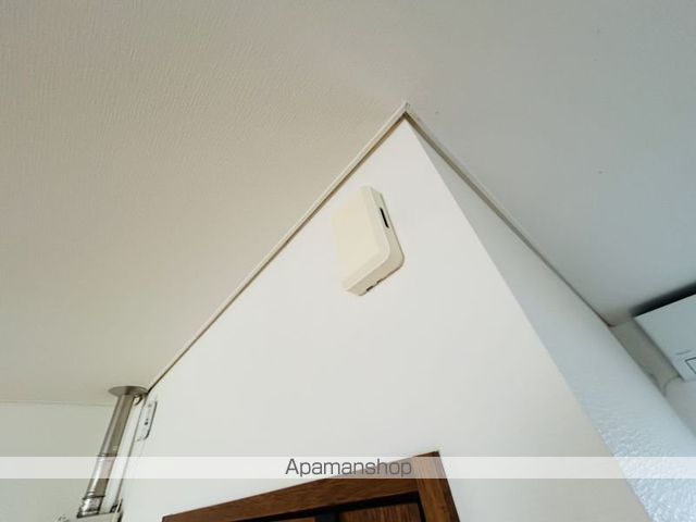 ルーベデンス川原壱号館の内装写真