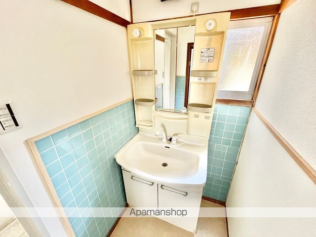 岡田借家の内装写真