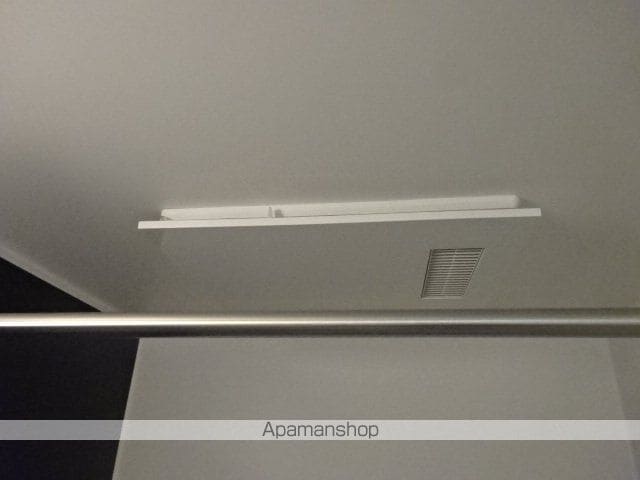 ロイヤルステージ横浜町の内装写真